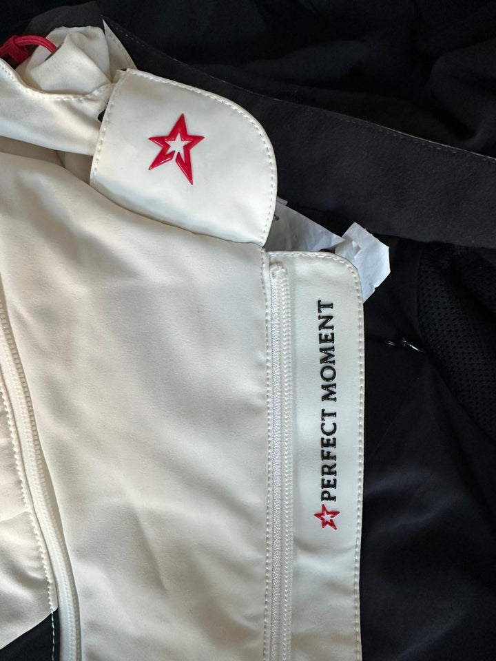 WOMEN'S PERFECT MOMENT JACKET SMALL