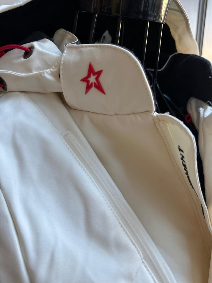 WOMEN'S PERFECT MOMENT JACKET SMALL