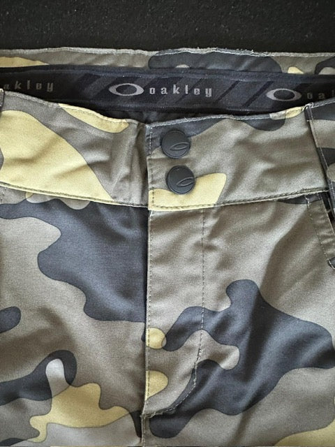 OAKLEY TROUSERS MEDIUM