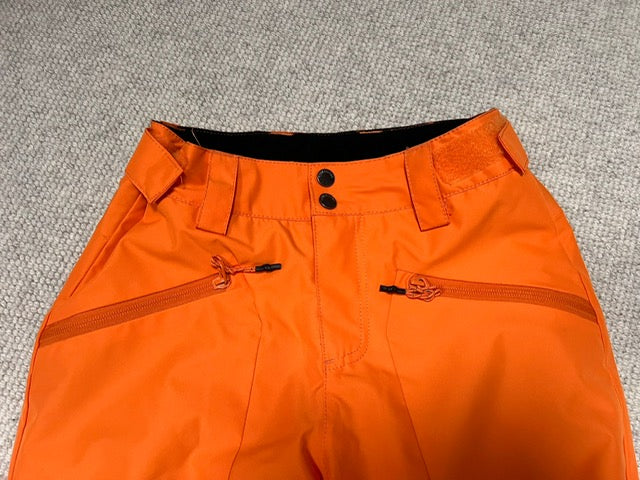 QUIKSILVER TROUSERS 12 MED W: 67CM H: 149CM