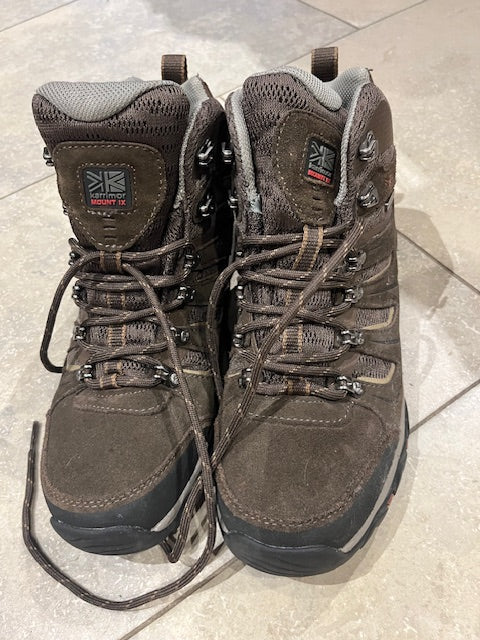 KARRIMOR WALKING BOOTS UK 7.5