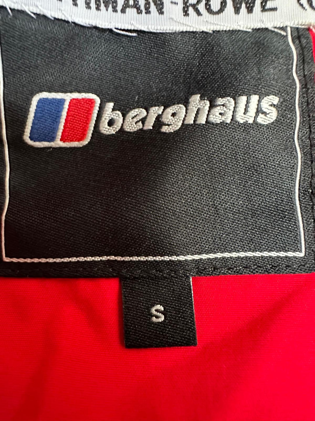 BERGHAUS JACKET SMALL