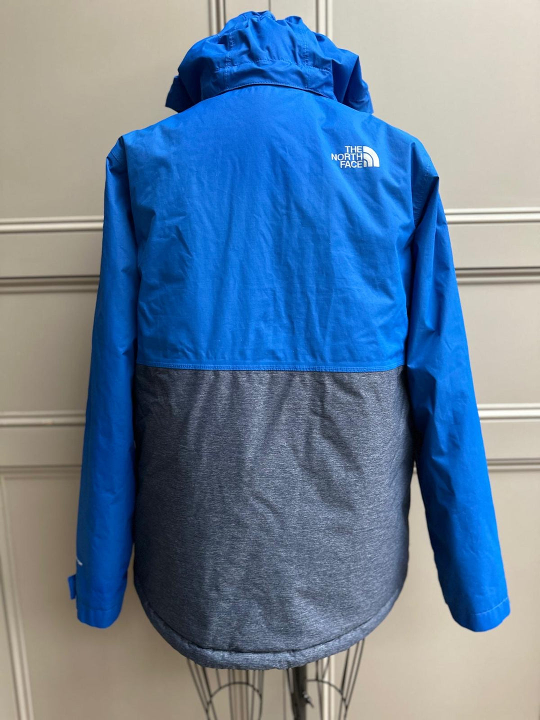 KID'S NORTH FACE JACKET XL 14-16yrs