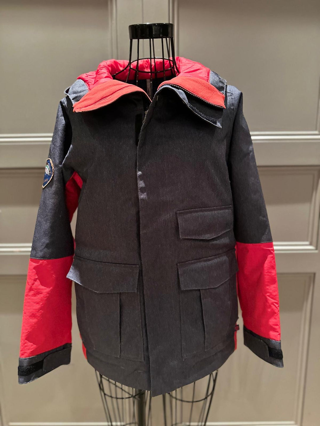 KID'S BURTON JACKET 10-12YRS