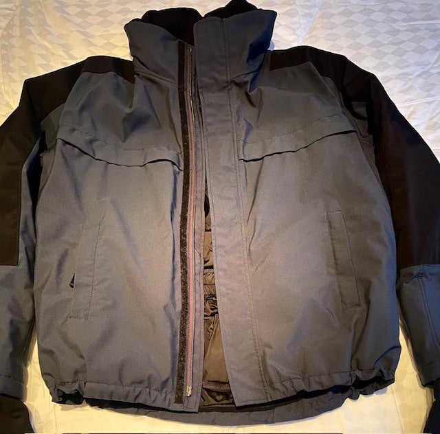MEN'S PRADA ACTIVE WEAR SKI JACKET MEDIUM