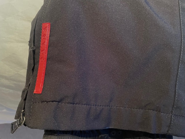 MEN'S PRADA ACTIVE WEAR SKI JACKET MEDIUM